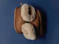 Botas de serraje marrones con borreguito. Aprende como limpiar botas de serraje para que queden como nuevas.